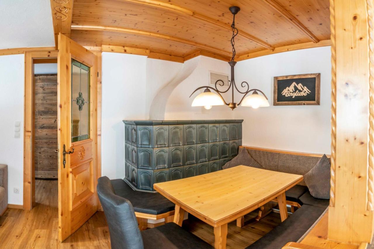 Hotel Almhof-Reithof Pitztal à Sankt Leonhard im Pitztal Extérieur photo