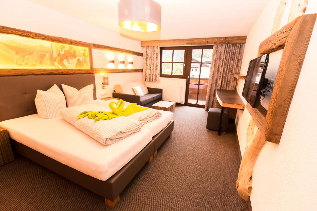 Hotel Almhof-Reithof Pitztal à Sankt Leonhard im Pitztal Extérieur photo