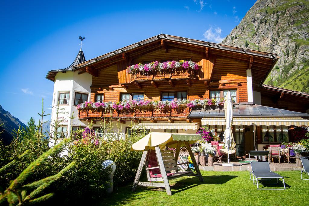 Hotel Almhof-Reithof Pitztal à Sankt Leonhard im Pitztal Extérieur photo