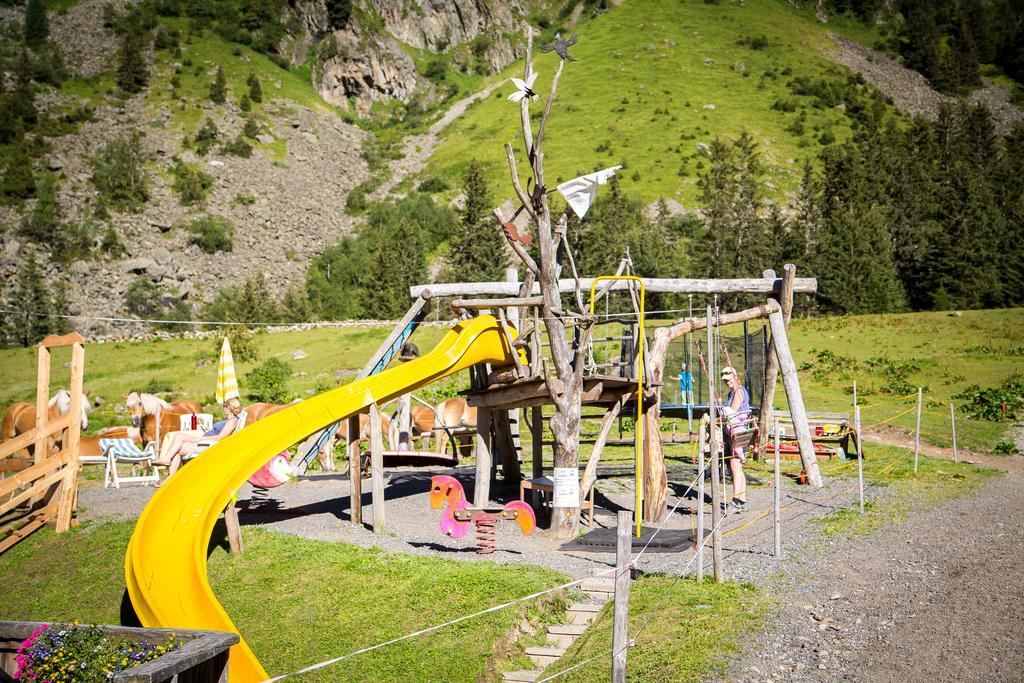 Hotel Almhof-Reithof Pitztal à Sankt Leonhard im Pitztal Extérieur photo